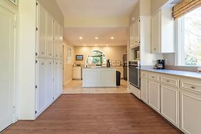 Midtown Castle - Royal in Columbus