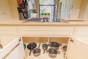 Midtown Castle - Royal in Columbus