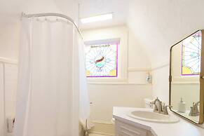 Midtown Castle - Royal in Columbus