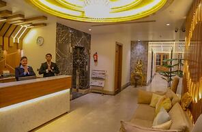 Four Leaf Hotel