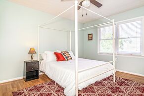 Historic Lakebottom Park Charm