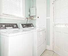 Historic Lakebottom Park Charm