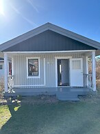 Hälluddens Stugby och Vandrarhem