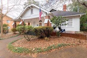 Near Museum  Midtown Main House