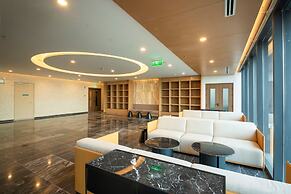 Lumiere Riverside by Aura Luxury