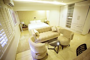 Tranquil Oasis Hotel