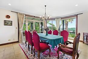 Countryside Zen Estate - Views and Pool