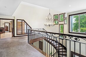 Countryside Zen Estate - Views and Pool