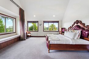 Countryside Zen Estate - Views and Pool