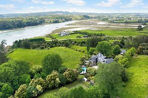 Countryside Zen Estate - Views and Pool