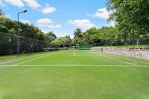 Countryside Zen Estate - Views and Pool