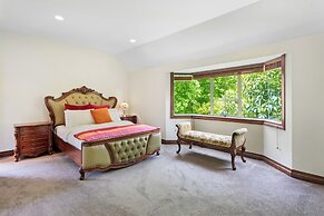 Countryside Zen Estate - Views and Pool