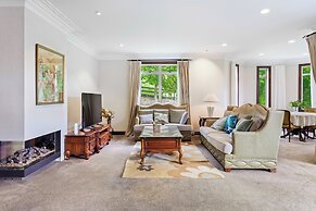 Countryside Zen Estate - Views and Pool