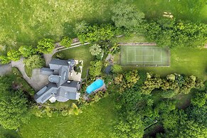 Countryside Zen Estate - Views and Pool