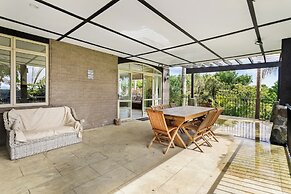 Countryside Zen Estate - Views and Pool