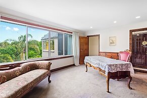 Countryside Zen Estate - Views and Pool