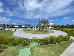 Flat 110 Muro Alto CC by LaPlaya