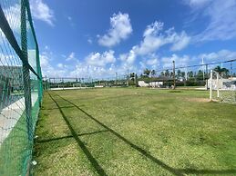 Flat 110 Muro Alto CC by LaPlaya