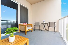 Renovated Condo 2mil away from Disney