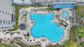 Renovated Condo 2mil away from Disney