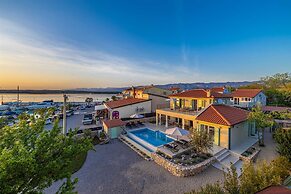 Villa Beachfront With 4 Bedrooms and 3 5 Bathrooms