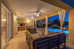 Villa Beachfront With 4 Bedrooms and 3 5 Bathrooms