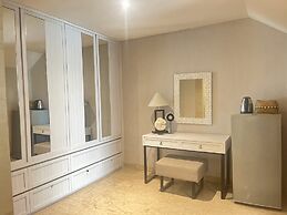 Lily Villa Jimbaran By Fays Hospitality