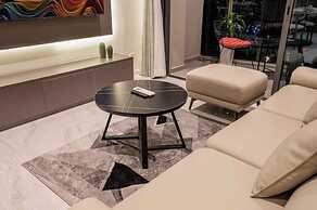 Odela The River Metropole Apt Hotel