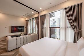 Bluesky Zeit River Metropole Apt Hotel