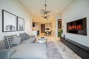 Bluesky Zeit River Metropole Apt Hotel