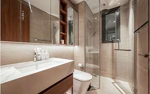 Bluesky Zeit River Metropole Apt Hotel