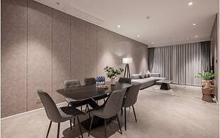 Bluesky Zeit River Metropole Apt Hotel