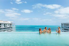 2BR Oceanview Suite Garza Blanca Cancun
