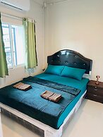 Lemon Tree Khaosan Hostel