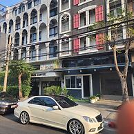 Lemon Tree Khaosan Hostel