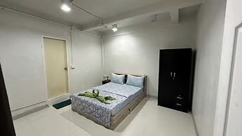 Lemon Tree Khaosan Hostel