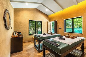 Sterling Orient Woods Pench