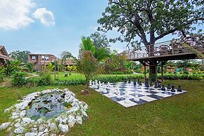 Sterling Orient Woods Pench