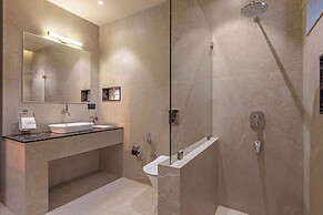 Sterling Orient Woods Pench