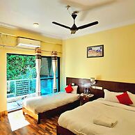 Shrestha Hotel HotSpring