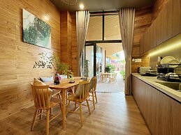 Vanilla Ho Tram Homestay