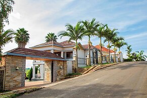 Net Luna Villa Hotel and Tours