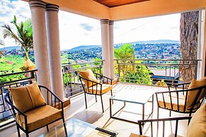 Net Luna Villa Hotel and Tours