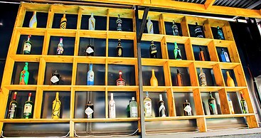 Net Luna Villa Hotel and Tours