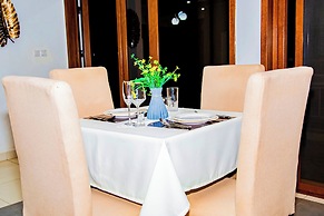 Net Luna Villa Hotel and Tours