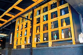 Net Luna Villa Hotel and Tours