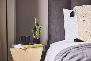 Kova Residence, Acropolis by Aura Homes