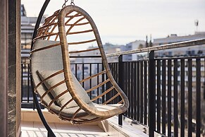 Kova Residence, Acropolis by Aura Homes