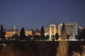 Kova Residence, Acropolis by Aura Homes