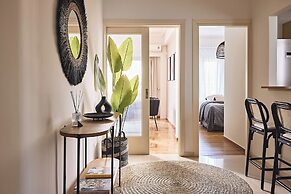 Kova Residence, Acropolis by Aura Homes